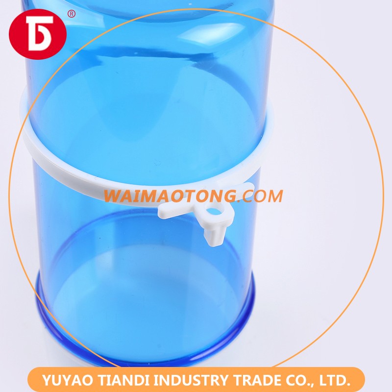 Plastic water bottle for pigeon bird cage water drinkers with hook