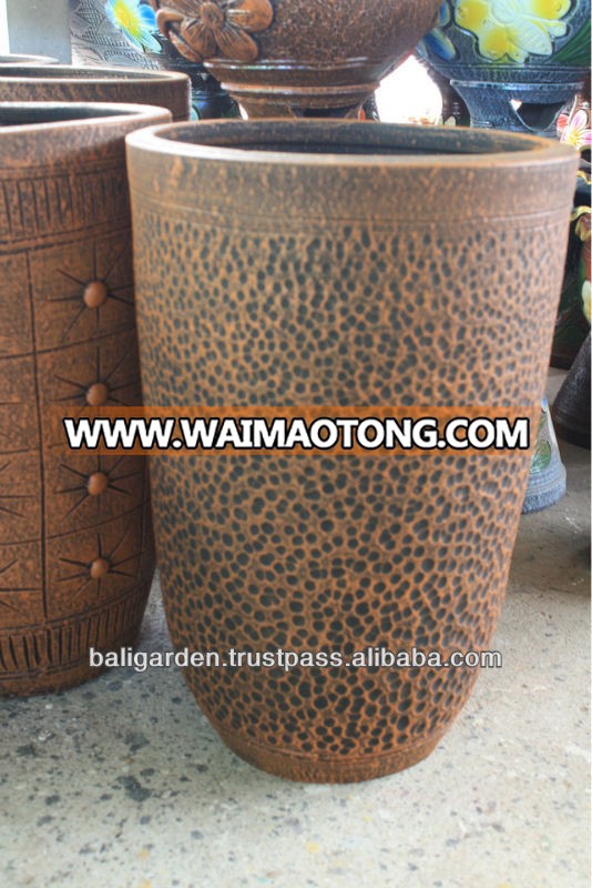 Clay flower pots wholesale