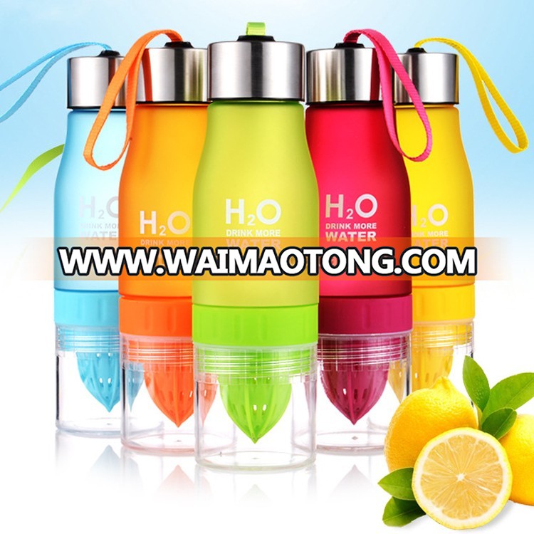 650ml plastic lemon juicer fruit infuser water bottle