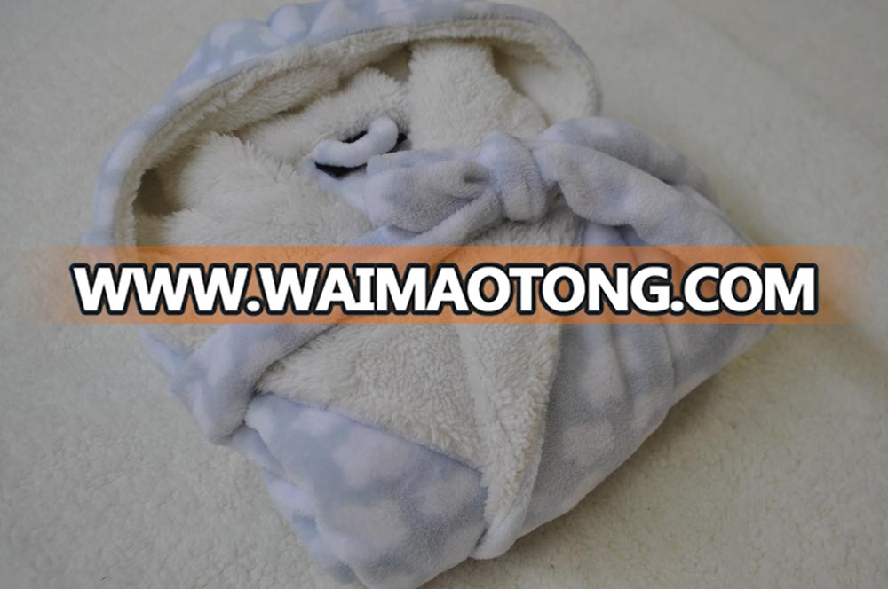 china flannel fleece pajamas customized bathrobe 100% polyester robe