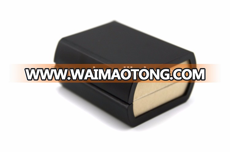 custom matte plain black box cuffl<em></em>ink