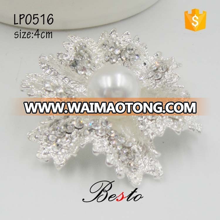 Wholesale new jewelry rhinestone brooch for wedding invitation