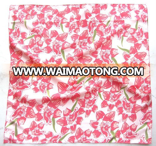 Japanese furoshiki wrapping cloth gift packaging cloth patterned with flowers multifunctio<em></em>nal bandana