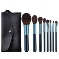 8 Makeup Brushes Set